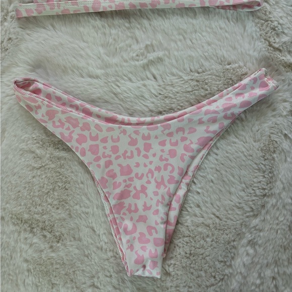 ZAFUL - Pink and White Leopard Print Ribbed Bikini Set - Picture 4 of 8